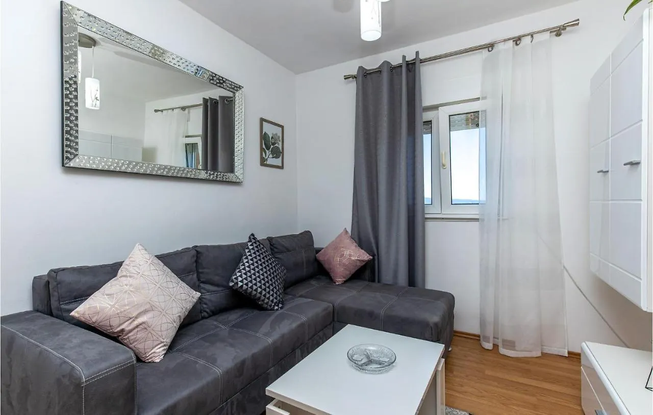 Amazing Apartment In Kostrena With 1 Bedrooms And Wifi